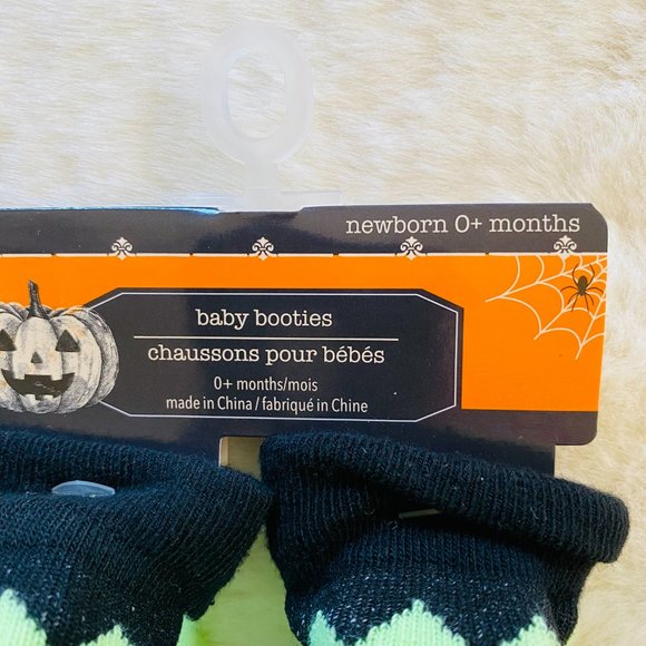 Frankenstein non-slip newborn bootie socks NEW - Picture 3 of 4
